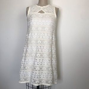 Max Studio S off white/white lace dress